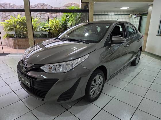 TOYOTA YARIS 1.5 16V FLEX SEDAN XL PLUS CONNECT MULTIDRIVE TOYOTA YARIS 1.5 16V FLEX SEDAN XL PLUS CONNECT MULTIDRIVE